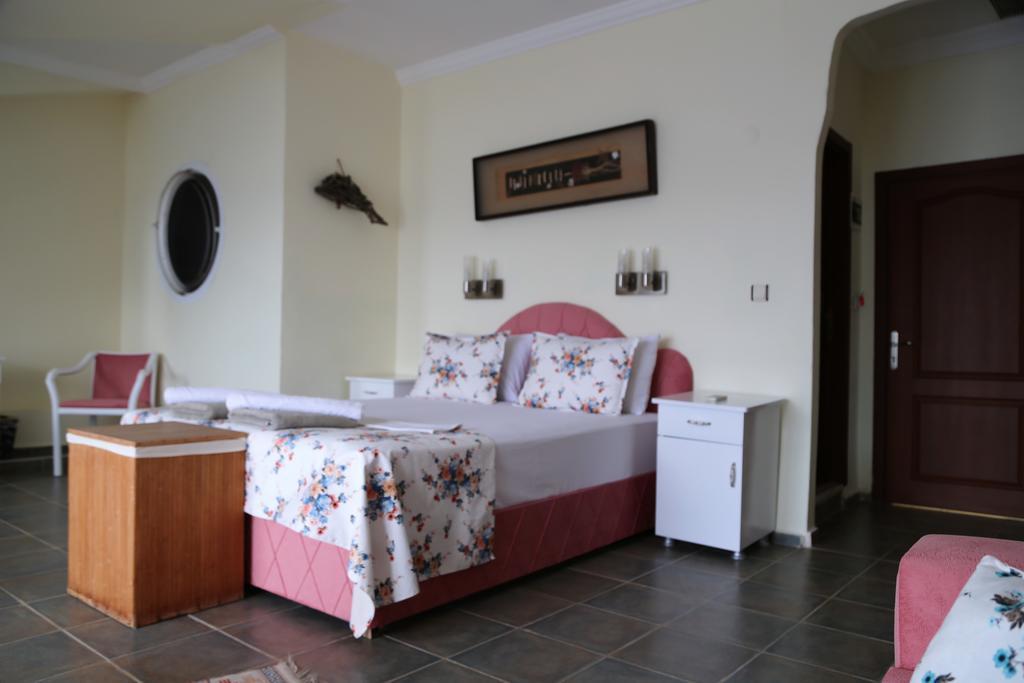 Dolphin Hotel Selimiye  Esterno foto